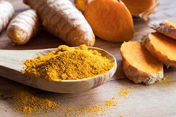 Turmeric on wood painkillers